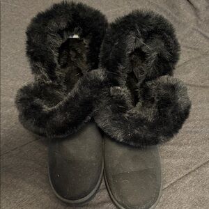 Cloudwalkers Black Faux Fur Ankle Booties